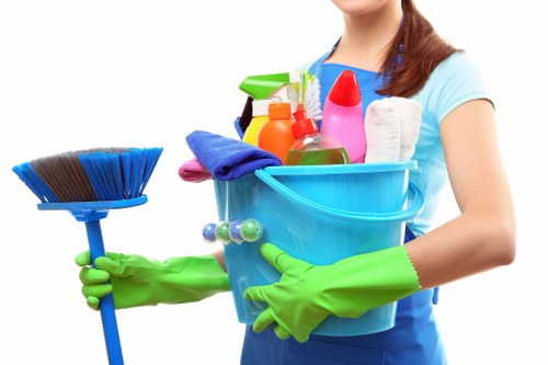 Detailed move-out cleaning in a Chelsea townhouse living room